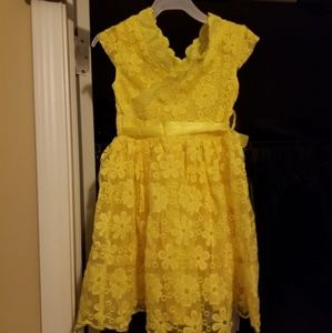 Short Sleeve Lace Flower Dress